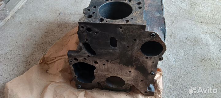 Блок двигателя d4bh