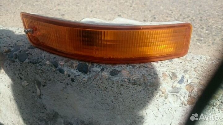 Повторитель. Тойота королла. (правый)