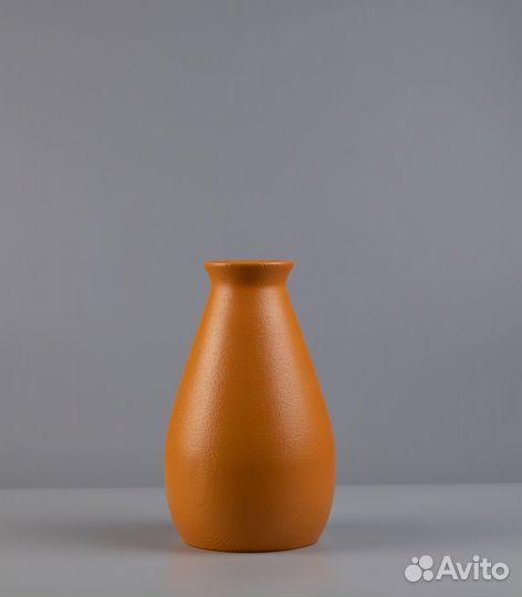 Декоративные цветные вазы из дерева