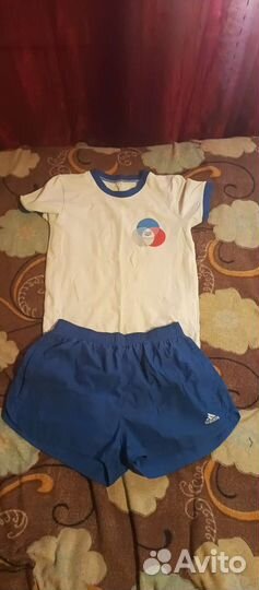 Отдам бесплатно вещи на мальчика