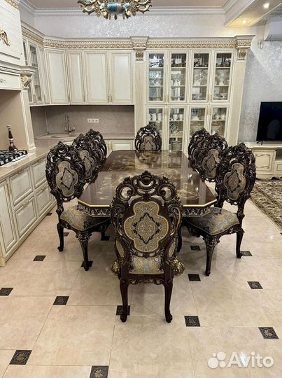 Столы и стулья для кухни. В наличии