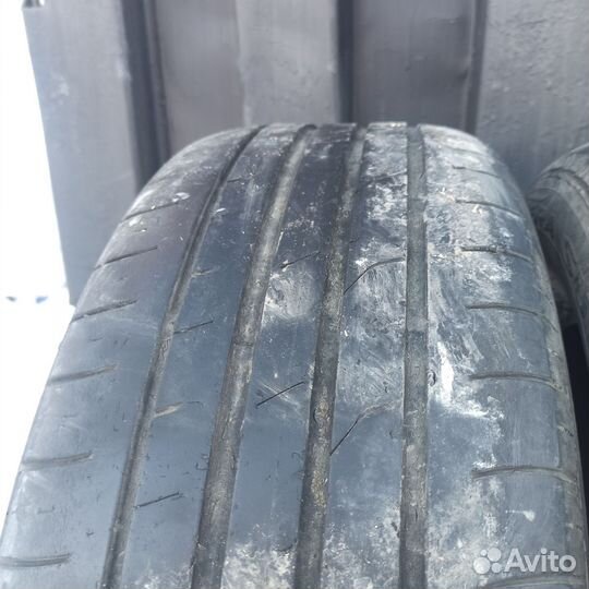 Nexen N Fera Primus QX 215/60 R16