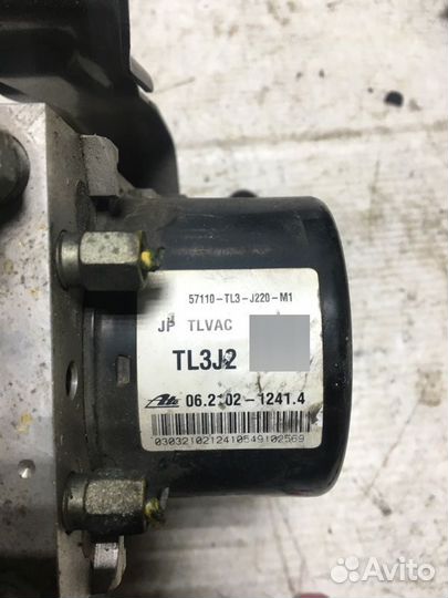 Блок ABS Honda Accord 8 2.4 2007-2011