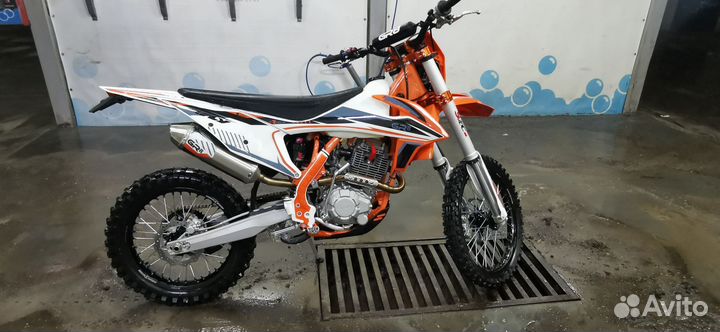 Мотоцикл эндуро GR 8