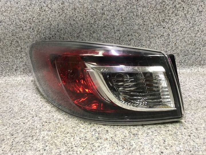 Фонарь левый Mazda 3 BL 2010
