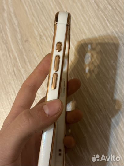 Чехол на iPhone 15 про