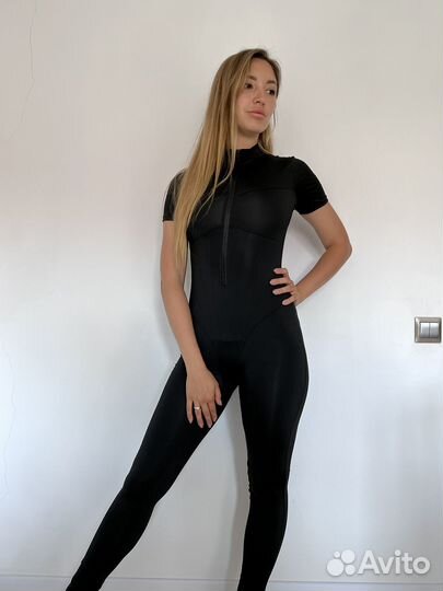 Комбинезон спортивный