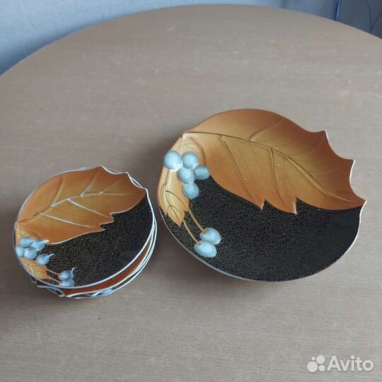Блюдо для торта и 6 блюдец