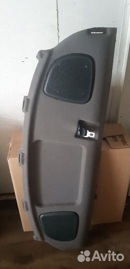 Задняя полка