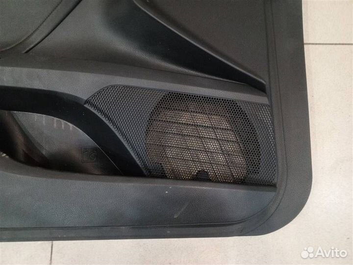 Обшивка двери передней левой Toyota Camry XV70 20