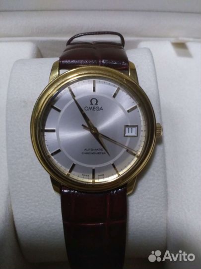 Золотые часы Omega
