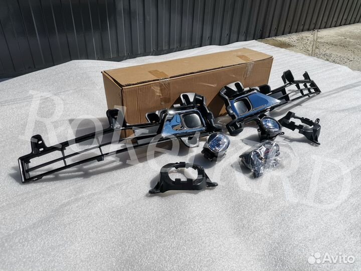 Туманки в сборе Toyota Land Cruiser 200 15-2020г