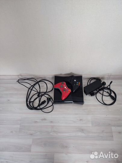 Xbox 360 slim прошитый + Kinect