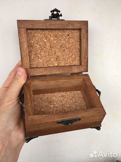 Шкатулка для украшений