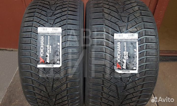 Yokohama BluEarth Winter V905 325/30 R21 108V