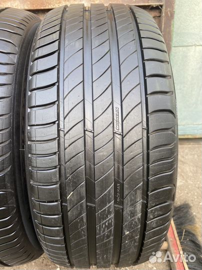 Michelin Primacy 4 235/45 R17 97W