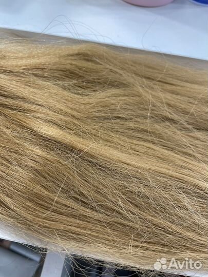 Хвост волосы на резинке