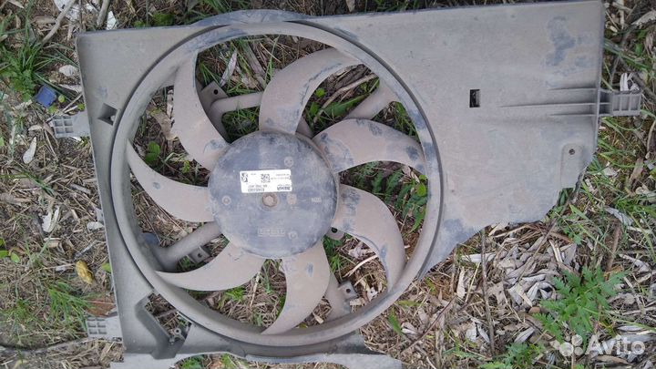 Вентилятор охлаждения Opel Corsa D Fiat Punto 199