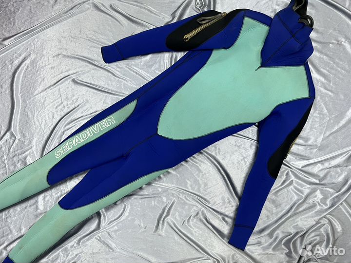 Гидрокостюм женский сухой 5 7мм