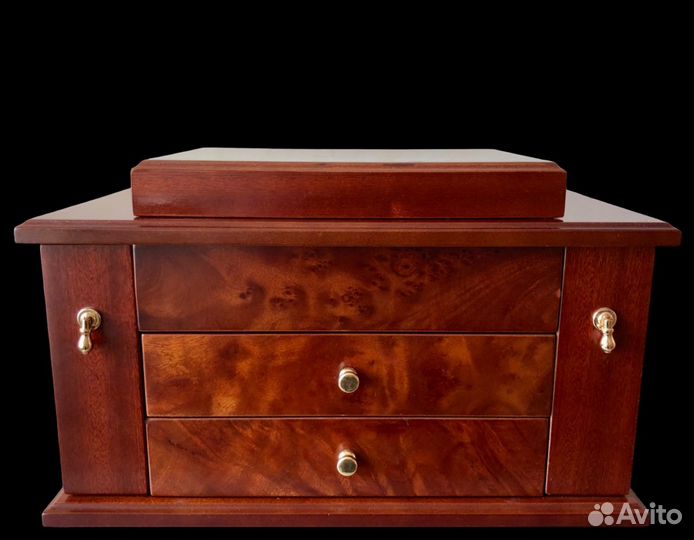 Шкатулка /Италия