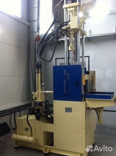 Вертикальный термопластавтомат ARK-plast TA-400