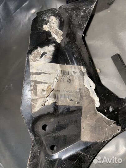 Фиксатор печки Mercedes Benz C W203