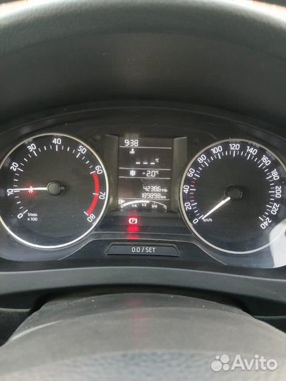 Skoda Rapid 1.6 МТ, 2015, 189 871 км