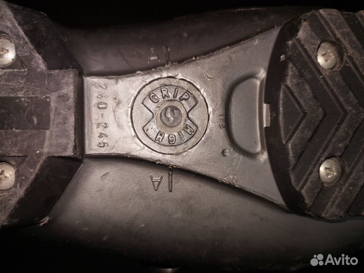 Горнолыжный комплект для ребенка