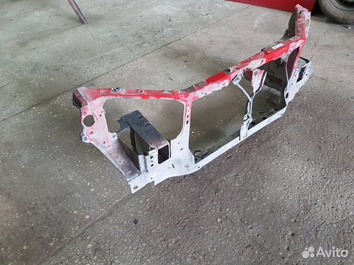 Рамка радиатора Mazda Premacy cpew FS 2002