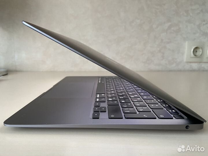 Apple macbook air 13 2020 i3