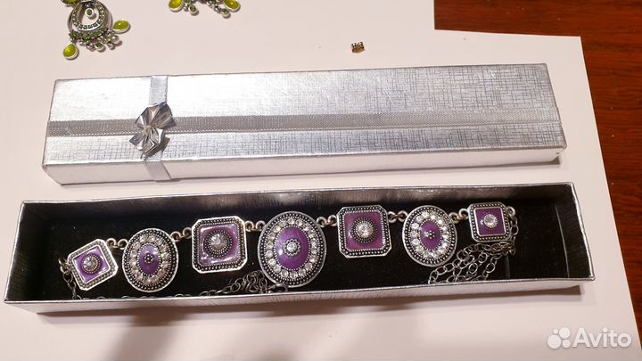 Бижутерия серьги и колье