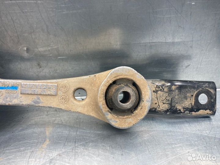 Опора кпп Volkswagen Golf 4 1997-2005 хетчбэк 1.9