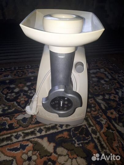 Мясорубка электрическая moulinex