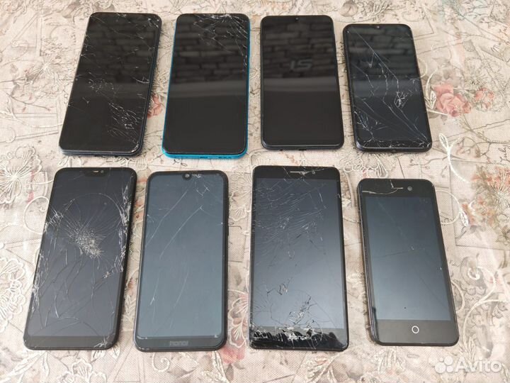 Samsung Galaxy A10, 2/32 ГБ