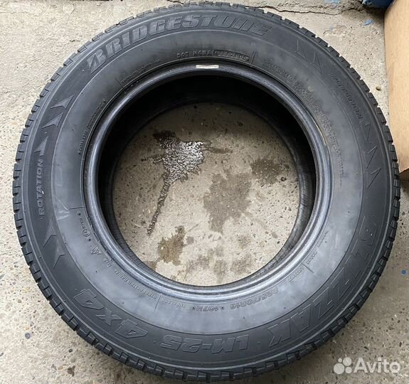 Bridgestone Blizzak LM-25 4x4 225/70 R16