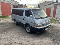 Toyota Hiace 2.8 AT, 1992, 250 000 км, с пробегом, цена 395 000 руб.