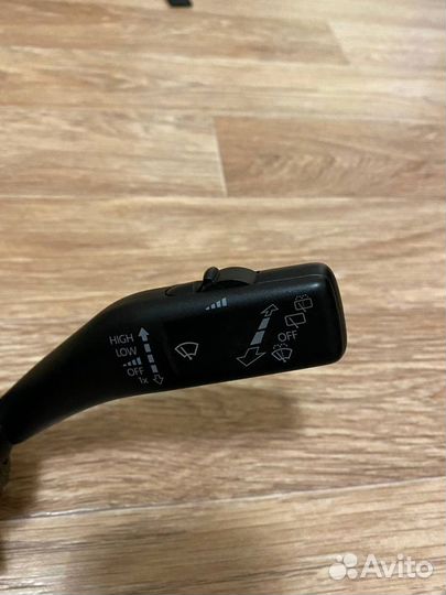 Cтрекоза, подрулевые переключатели рычажки Skoda