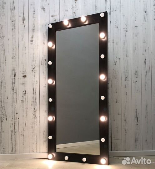 Зеркало с подсветкой