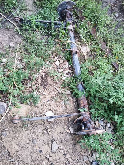 Задняя балка Nissan blueberd u14