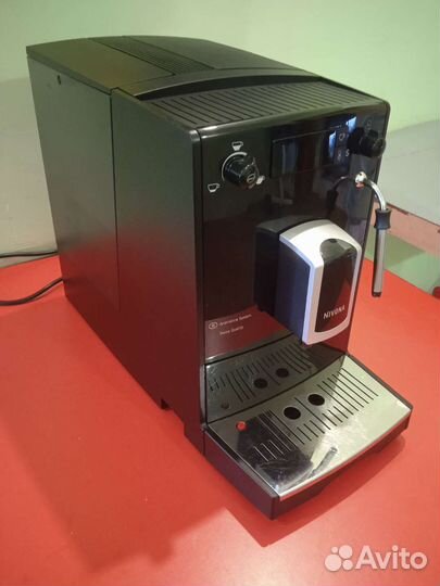 Кофемашина Nivona