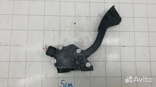 Педаль газа toyota prius V ZFW41 (94C05NW01)