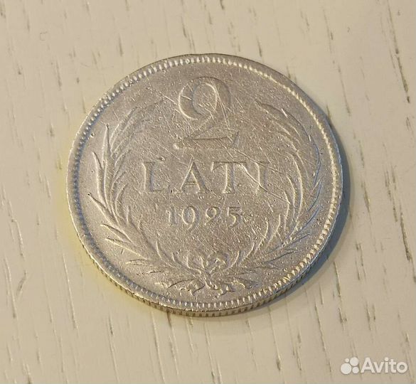 Серебряные монеты разных стран