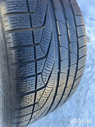 Pirelli Winter Sottozero 240 Serie II 275/40 R19 105V