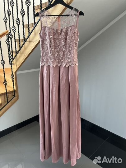 Платье вечернее