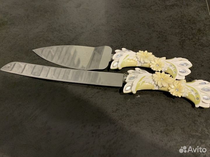 Нож и лопатка для торта