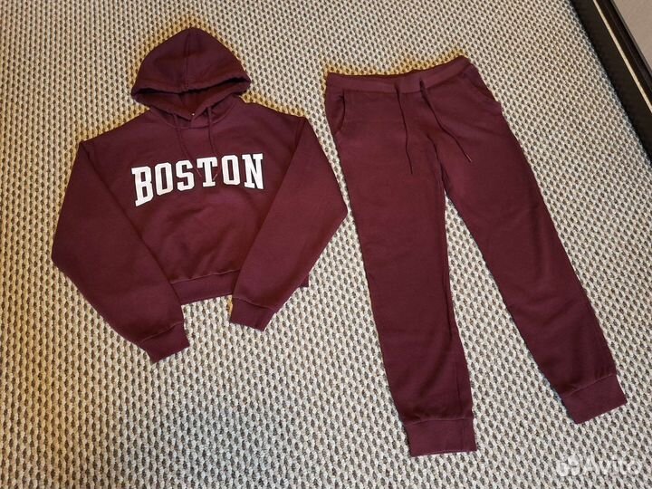 Спортивный костюм женский