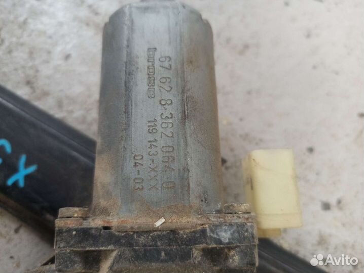 Стеклоподъемник электрический задний правый Bmw X5