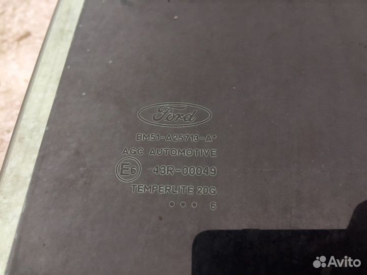 Стекло двери задние левое Форд Фокус 3