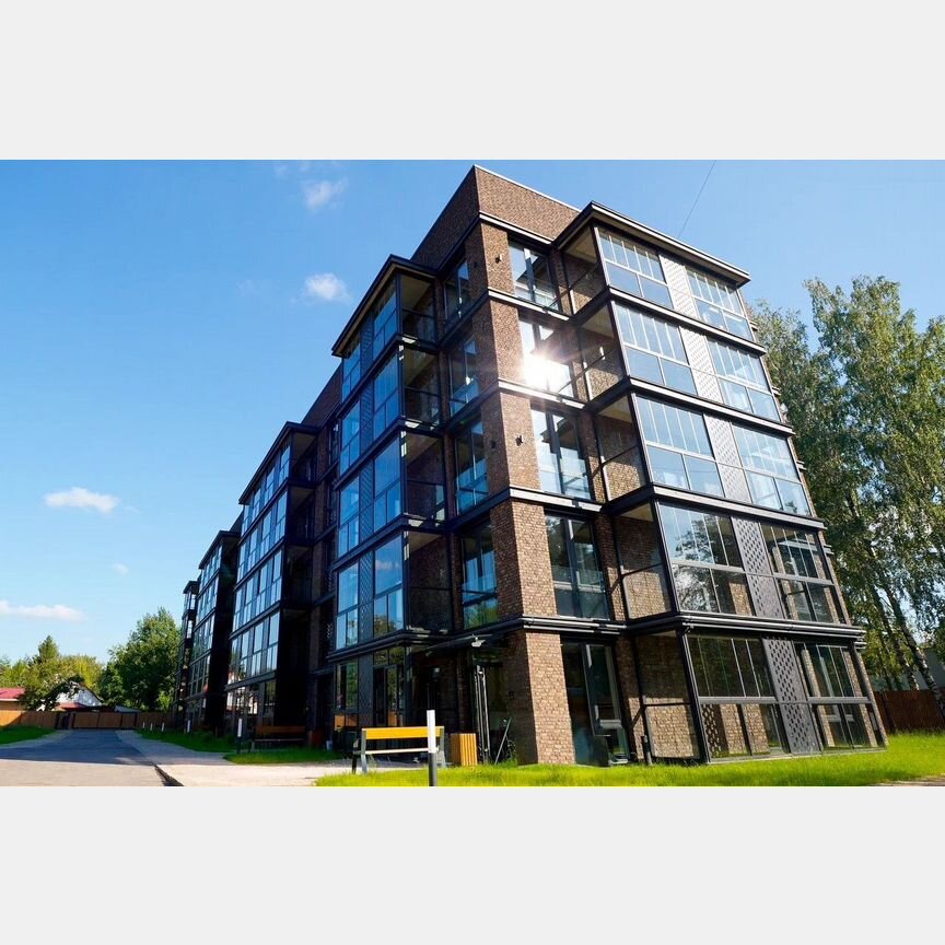 3-к. квартира, 96,7 м², 2/5 эт.