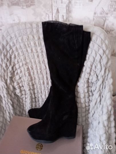 Ботильоны натуральная замша зимние новые